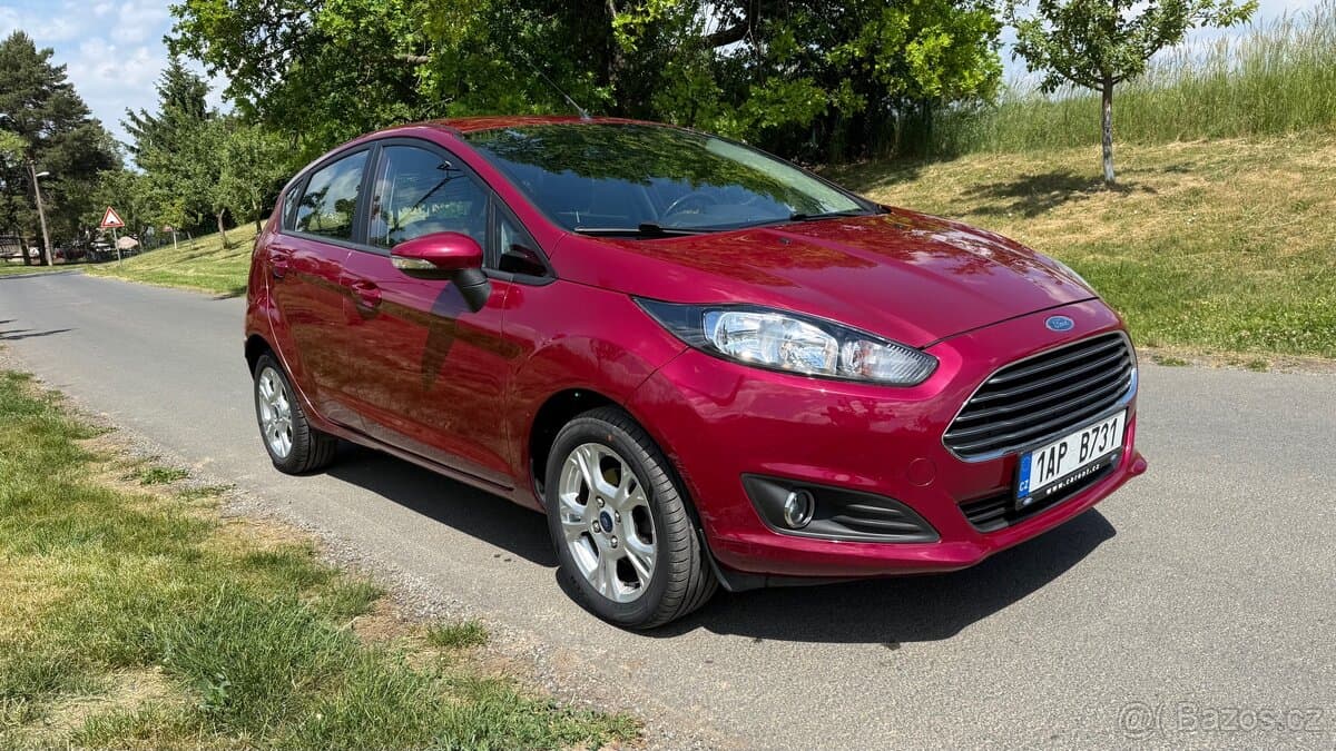 2015 Ford FIESTA