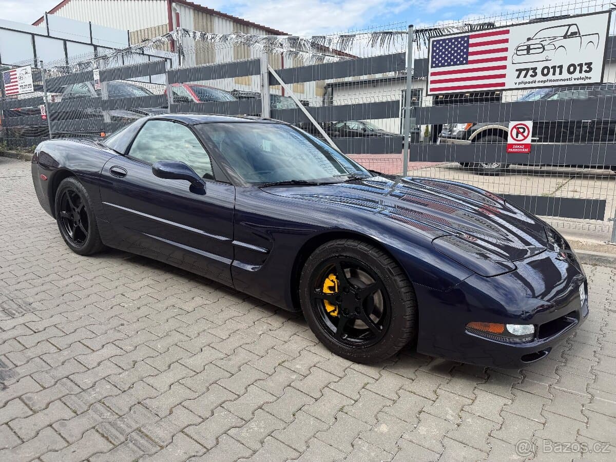 2001 Chevrolet CORVETTE