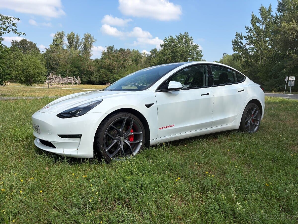 2020 Tesla MODEL 3
