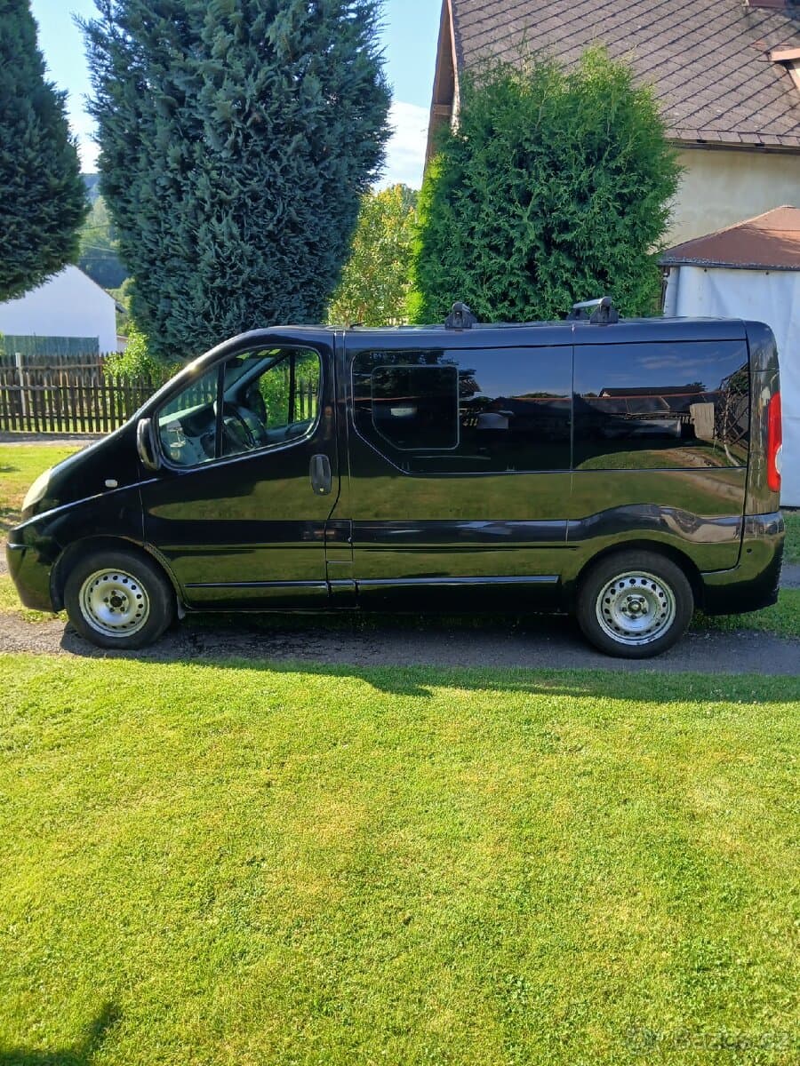 2007 Renault TRAFIC