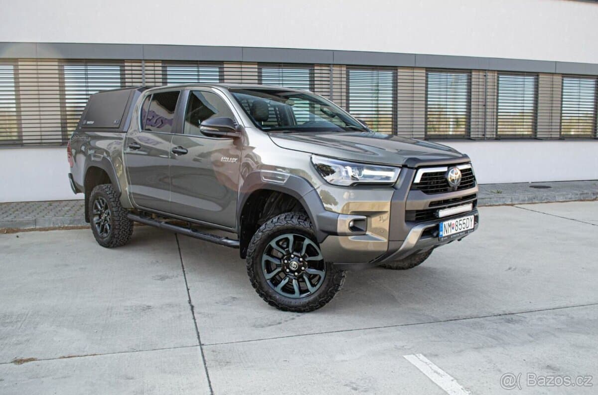 2024 Toyota HILUX
