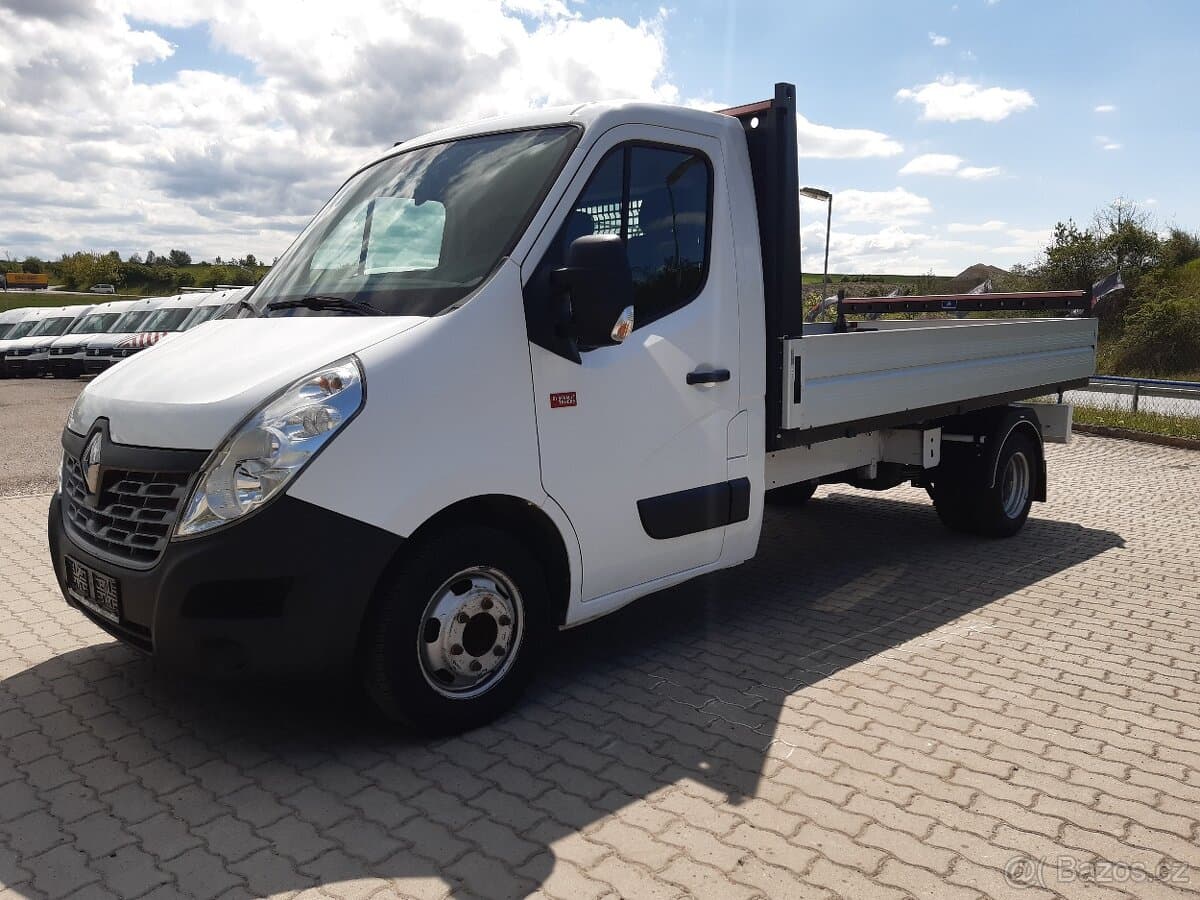 2019 Renault MASTER