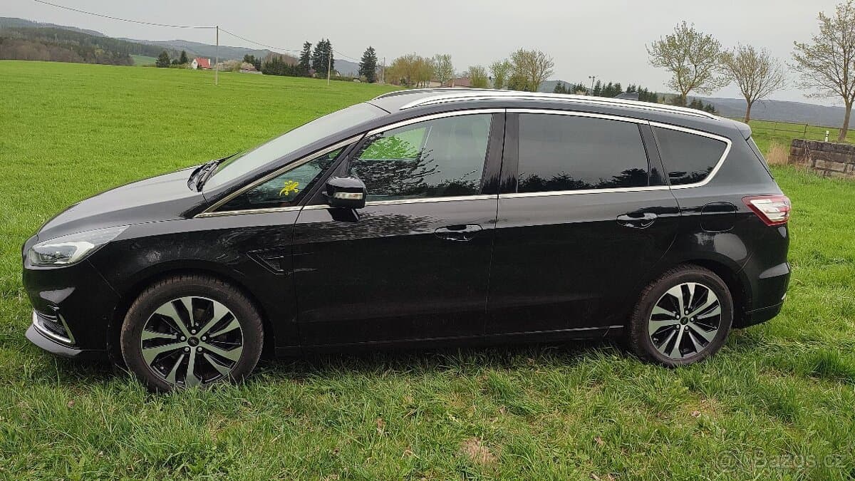 2020 Ford S-MAX