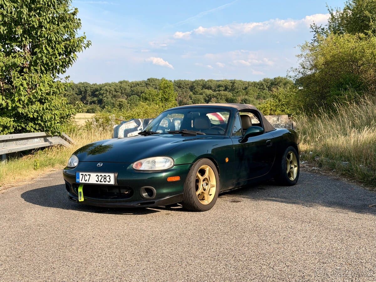 2000 Mazda MX-5