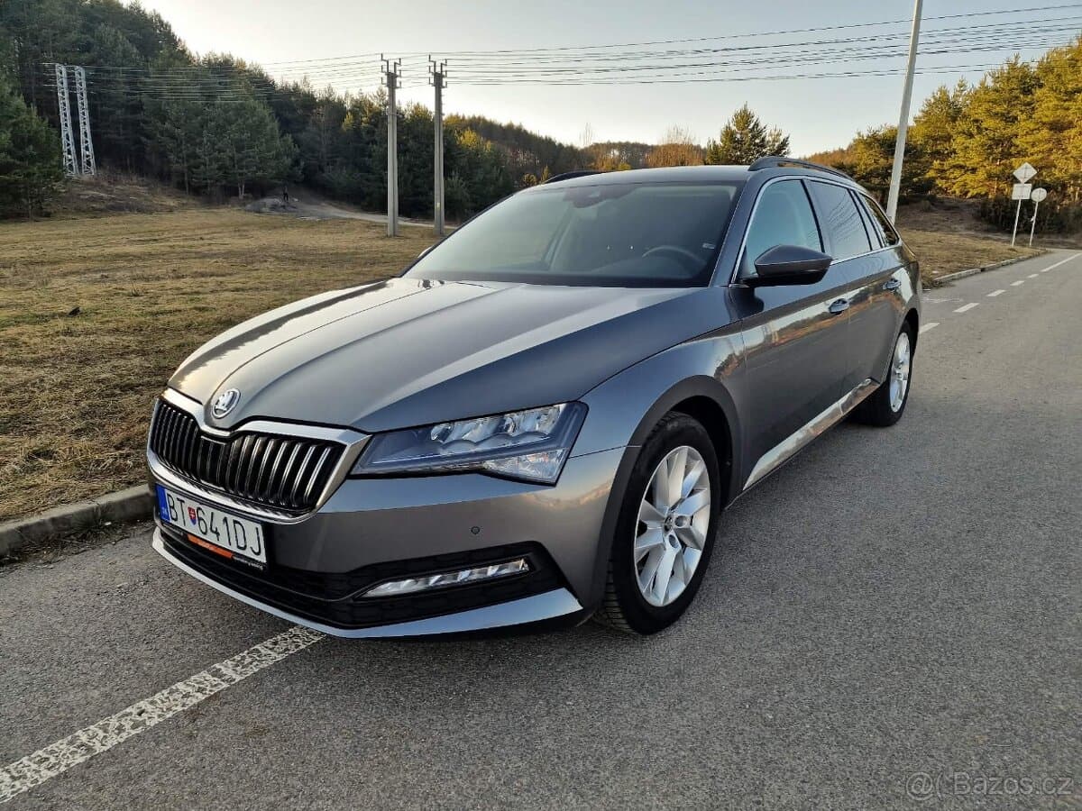 2022 Škoda SUPERB
