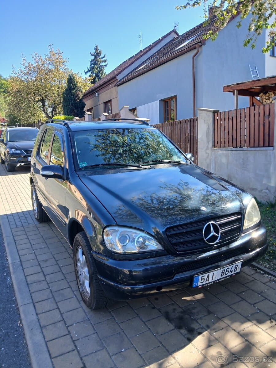 2004 Mercedes-Benz M-CLASS