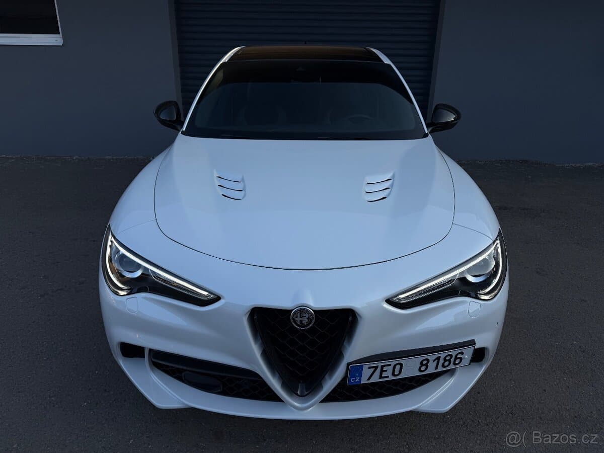 2020 Alfa Romeo STELVIO