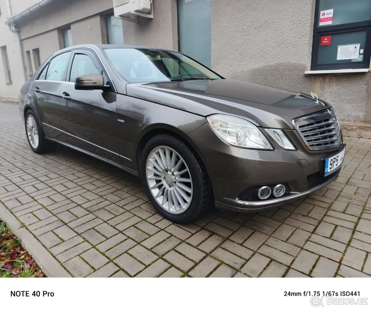 2010 Mercedes-Benz OSTATNÍ