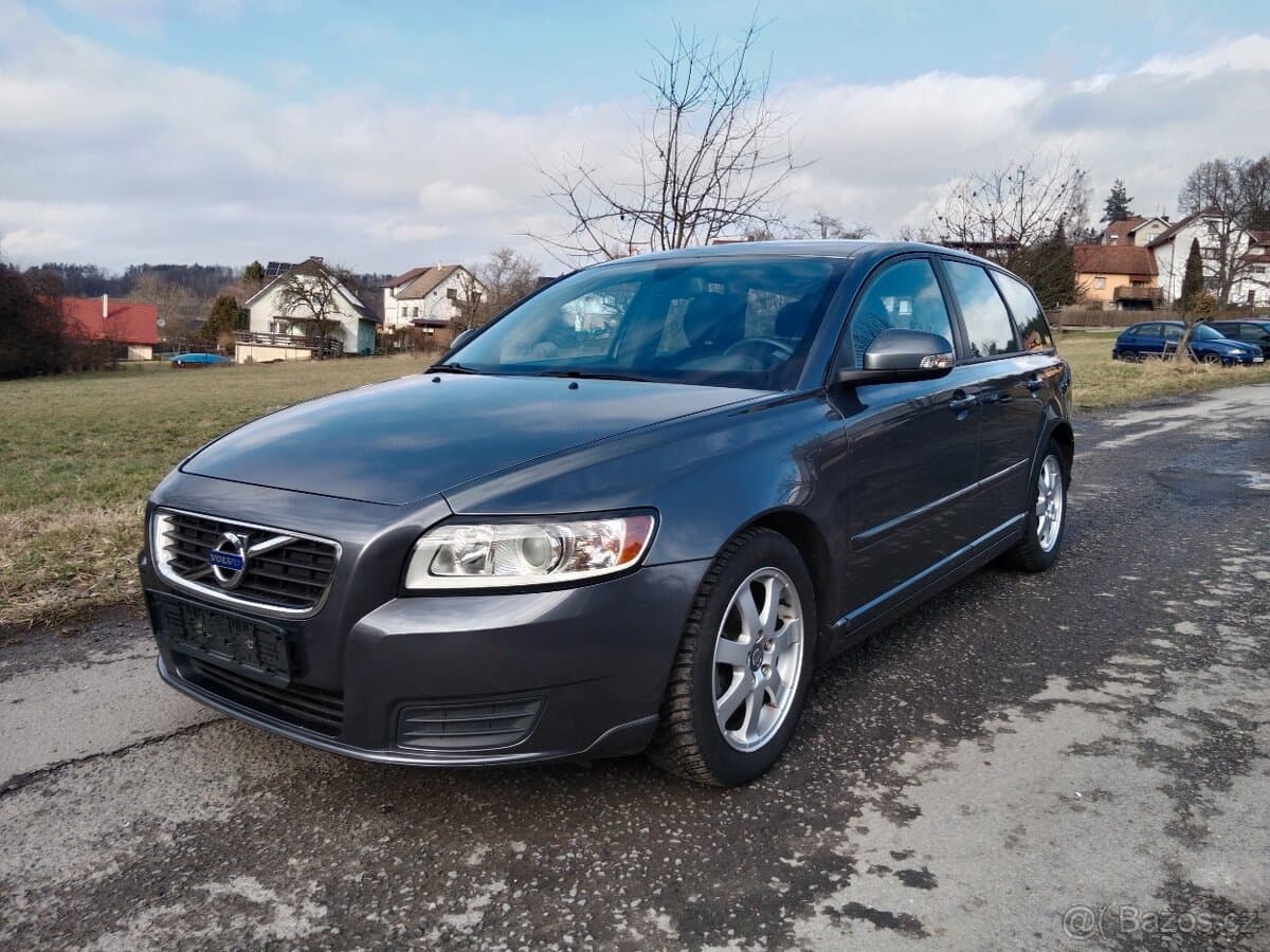 2010 Volvo V50