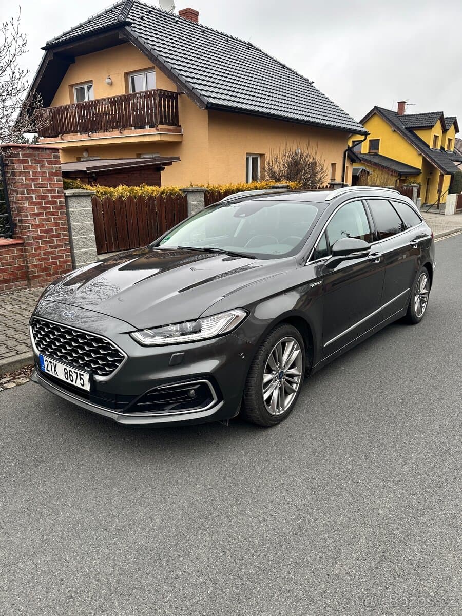 2020 Ford MONDEO