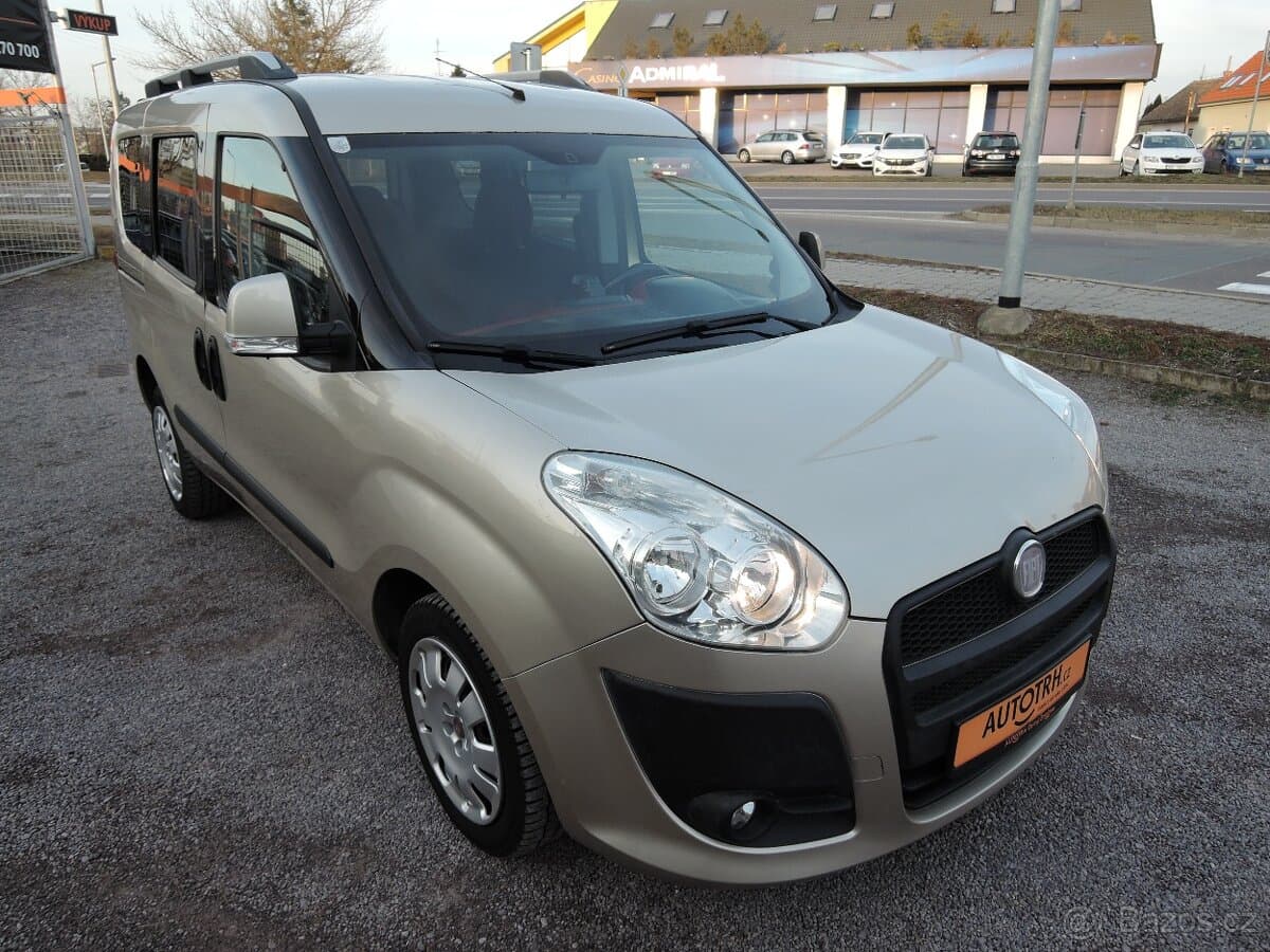 2010 Fiat DOBLO