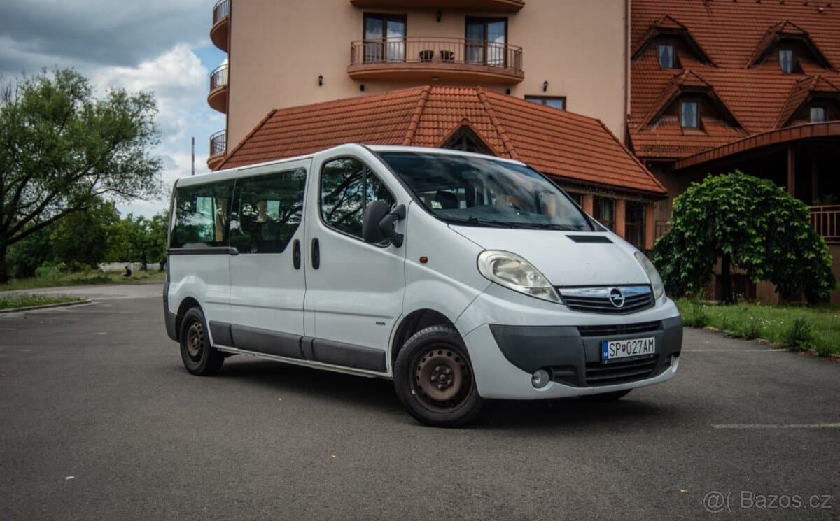 2011 Opel VIVARO