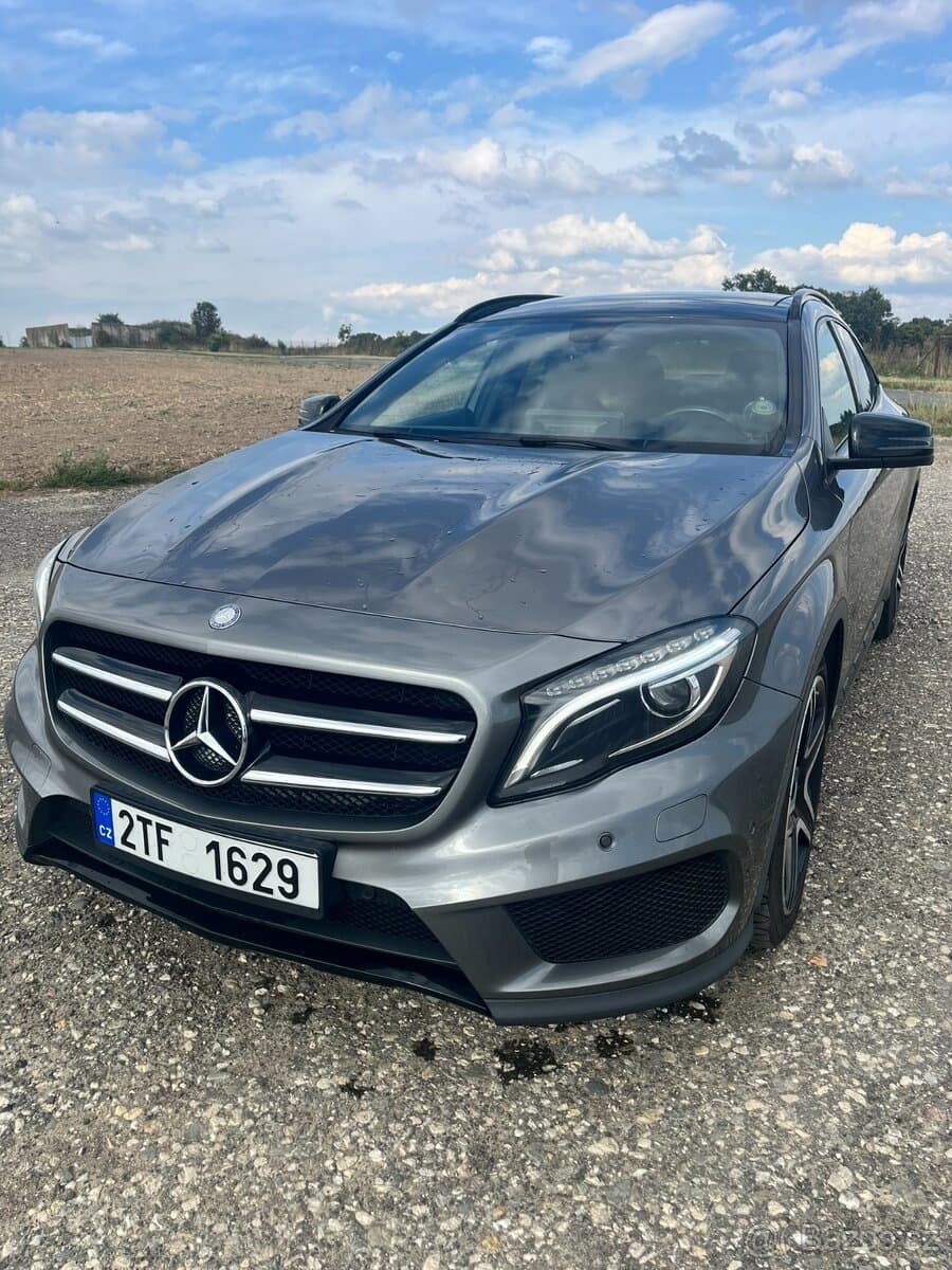 2016 Mercedes-Benz GLA