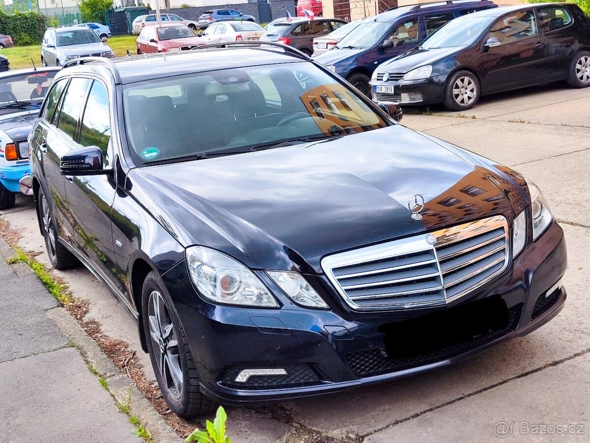 2010 Mercedes-Benz OSTATNÍ