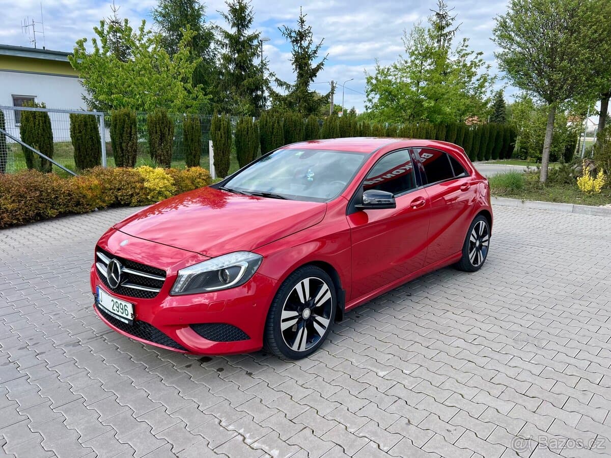 2013 Mercedes-Benz OSTATNÍ