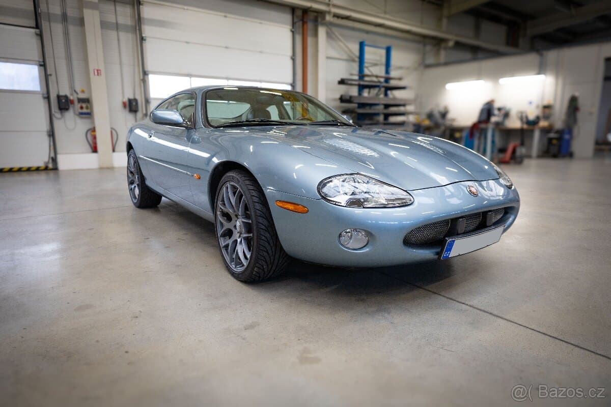 2002 Jaguar XK