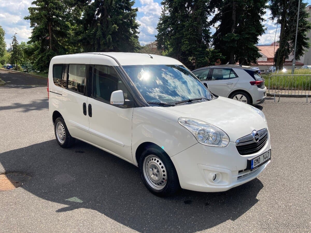 2016 Opel COMBO
