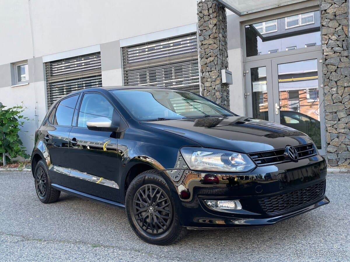 2012 Volkswagen POLO