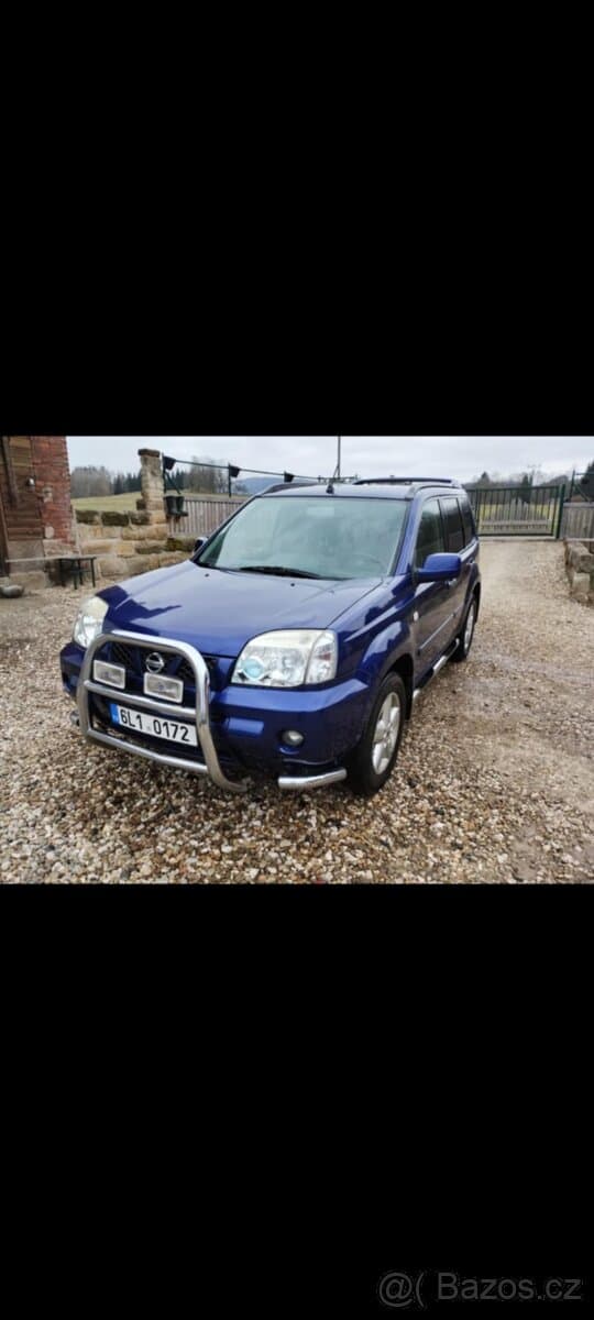 Nissan X-TRAIL