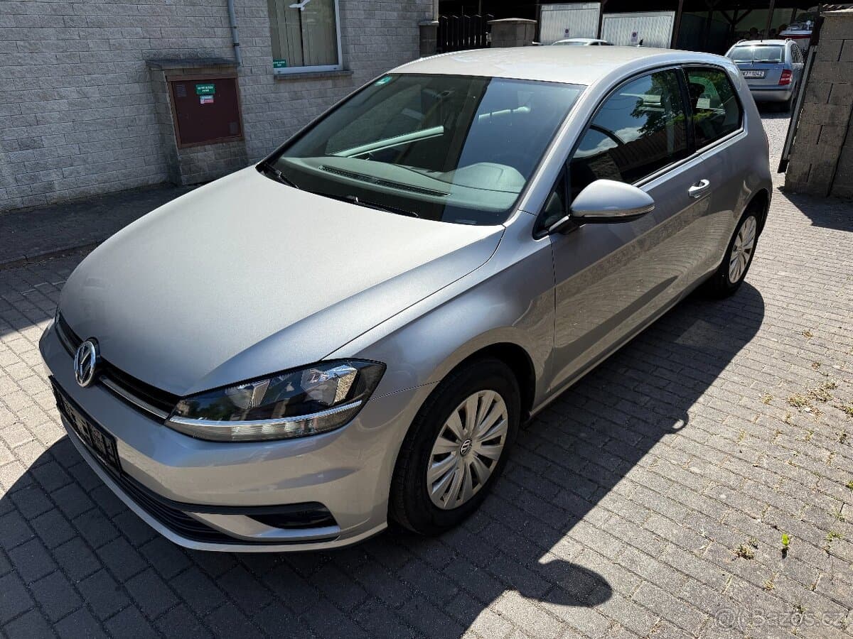 2017 Volkswagen GOLF