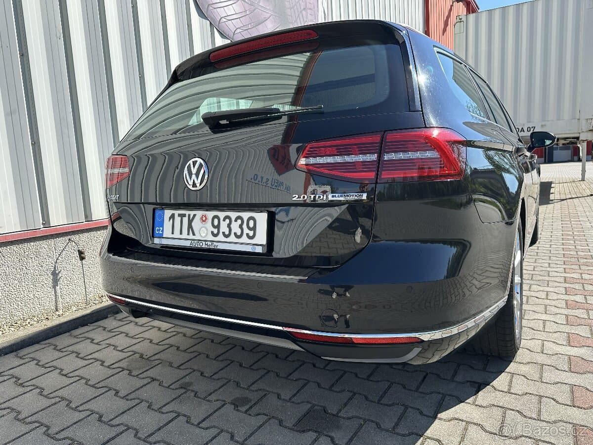 2015 Volkswagen PASSAT