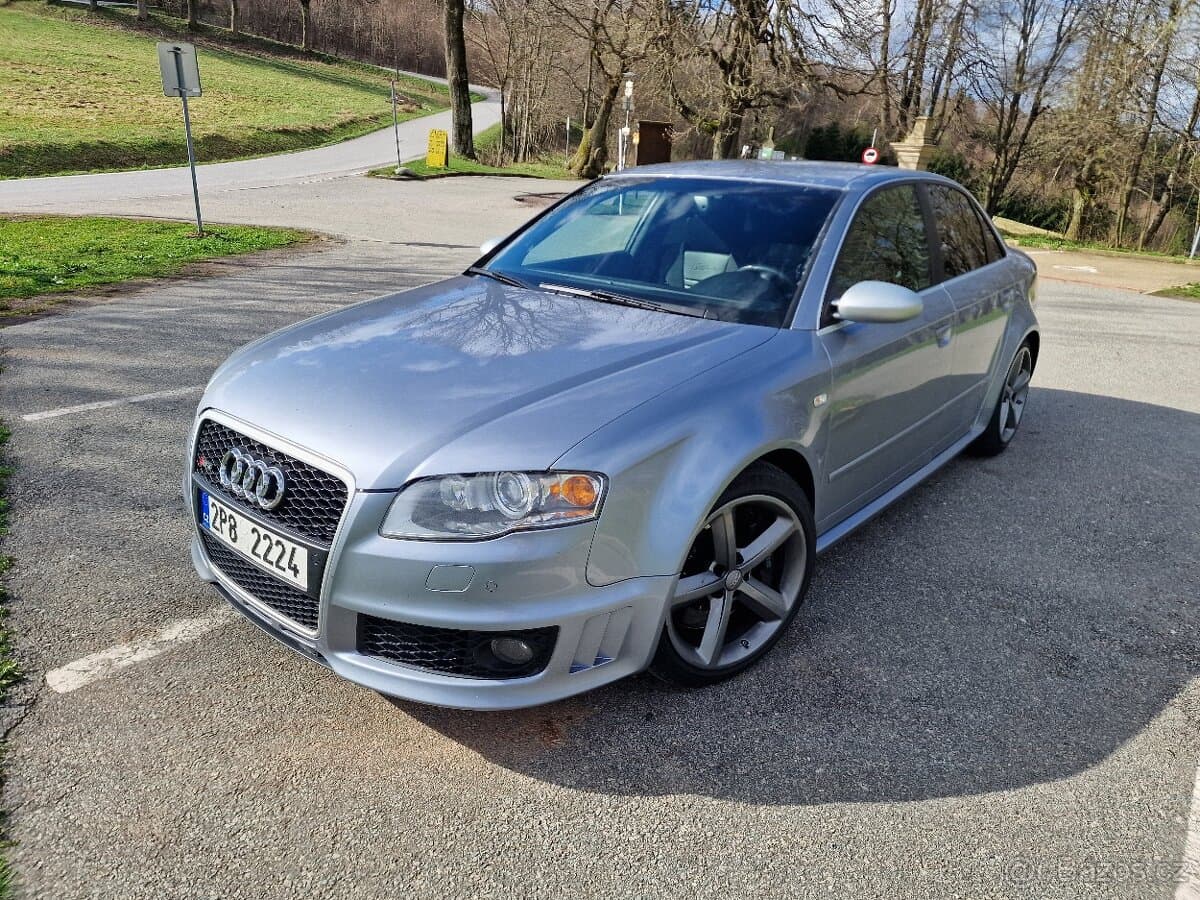Audi RS4