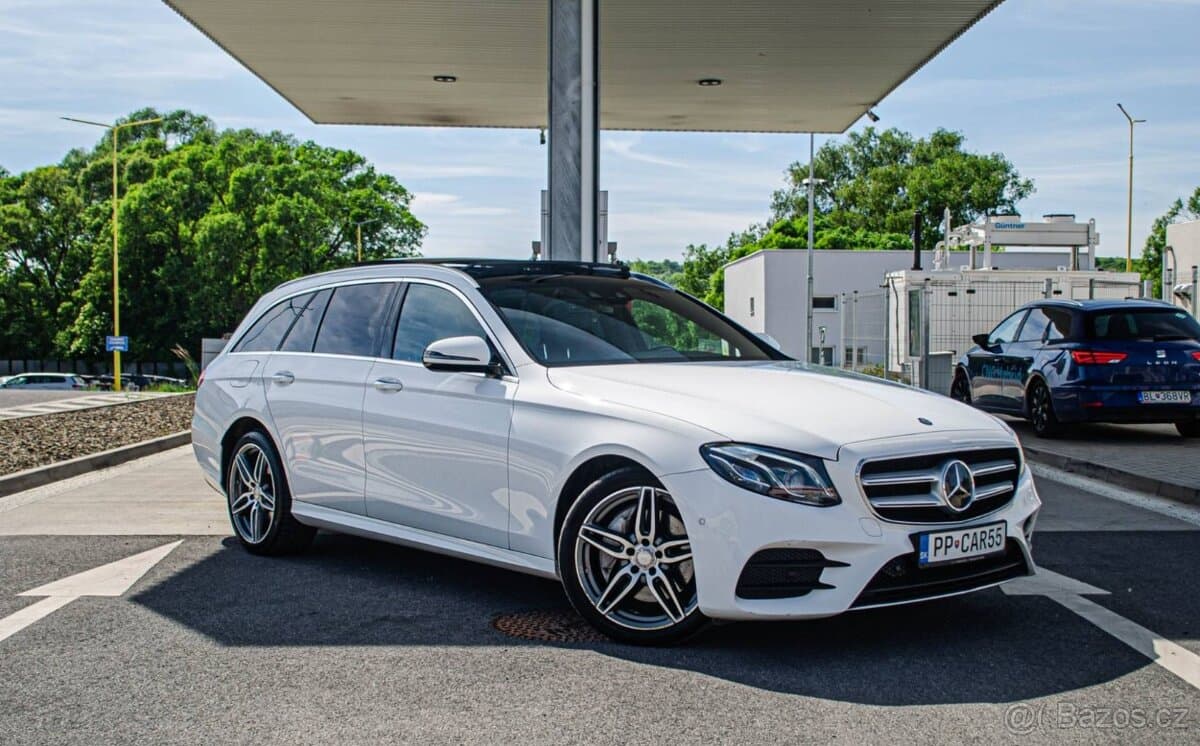 2017 Mercedes-Benz OSTATNÍ
