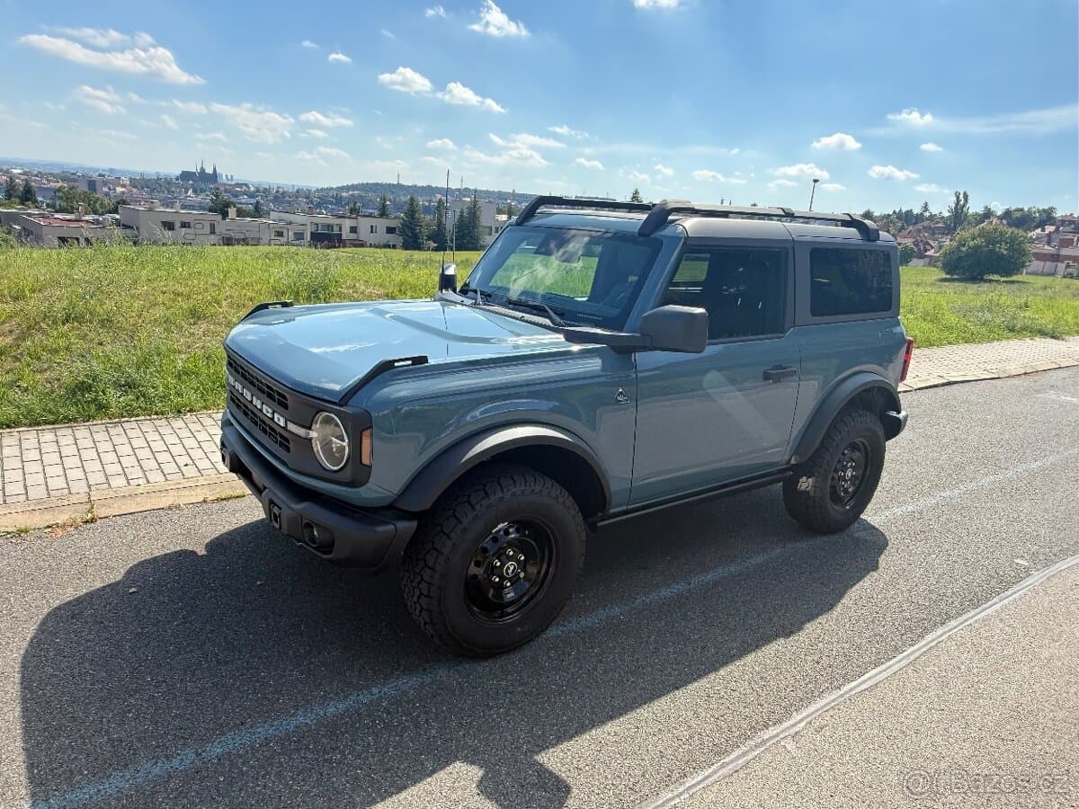 2023 Ford BRONCO