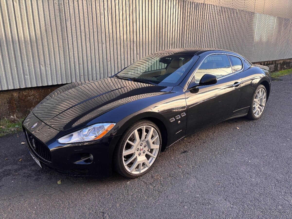 2011 Maserati OSTATNÍ