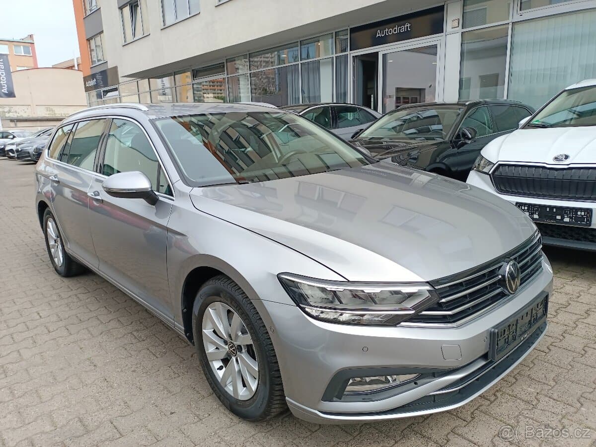 2023 Volkswagen PASSAT