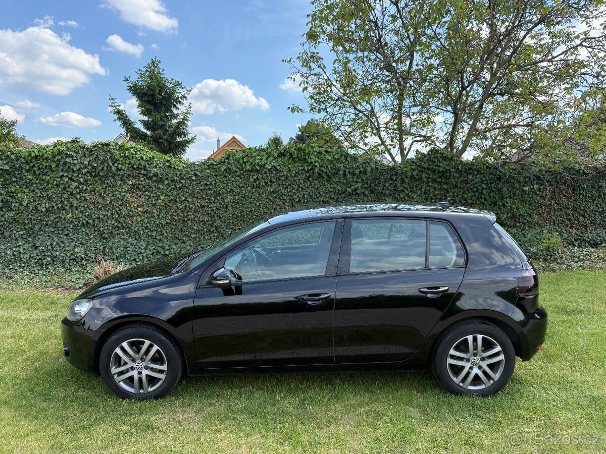 2011 Volkswagen GOLF