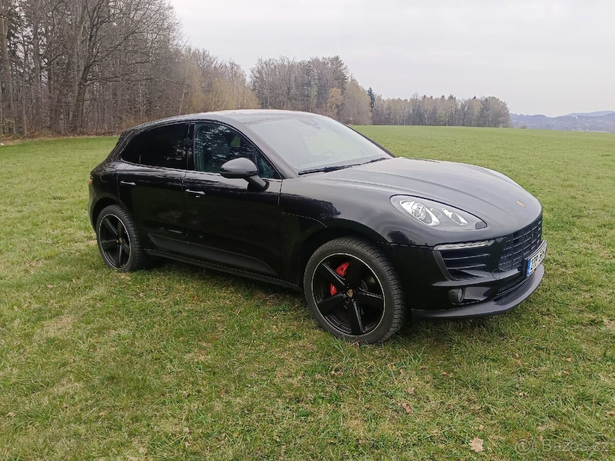 2016 Porsche MACAN