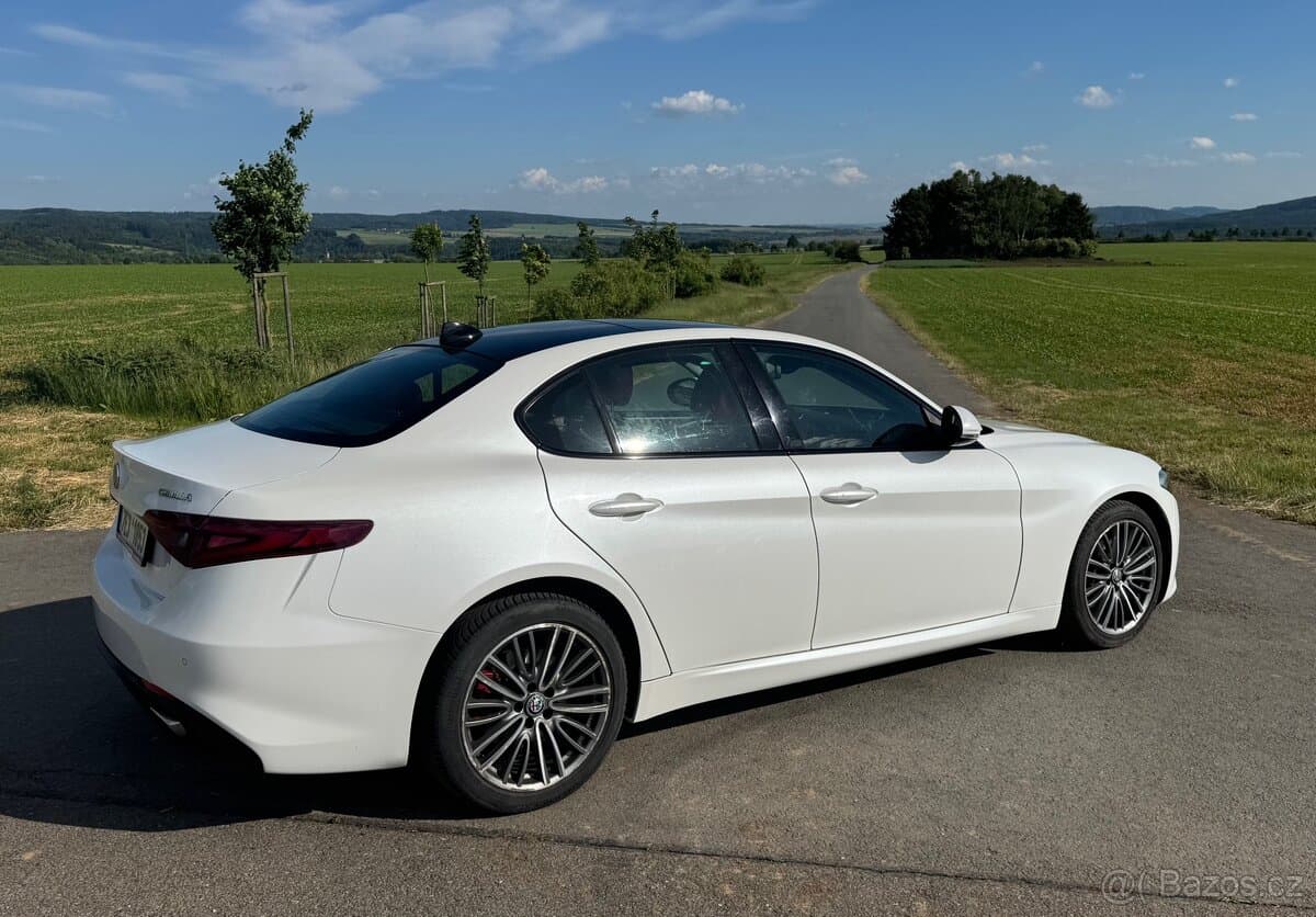 2018 Alfa Romeo GIULIA