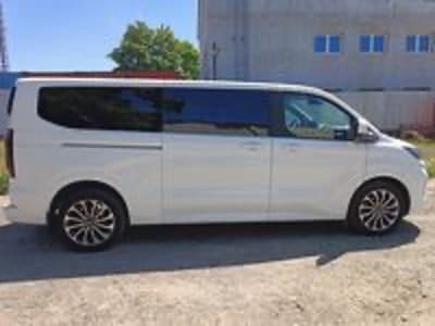 2024 Ford TOURNEO