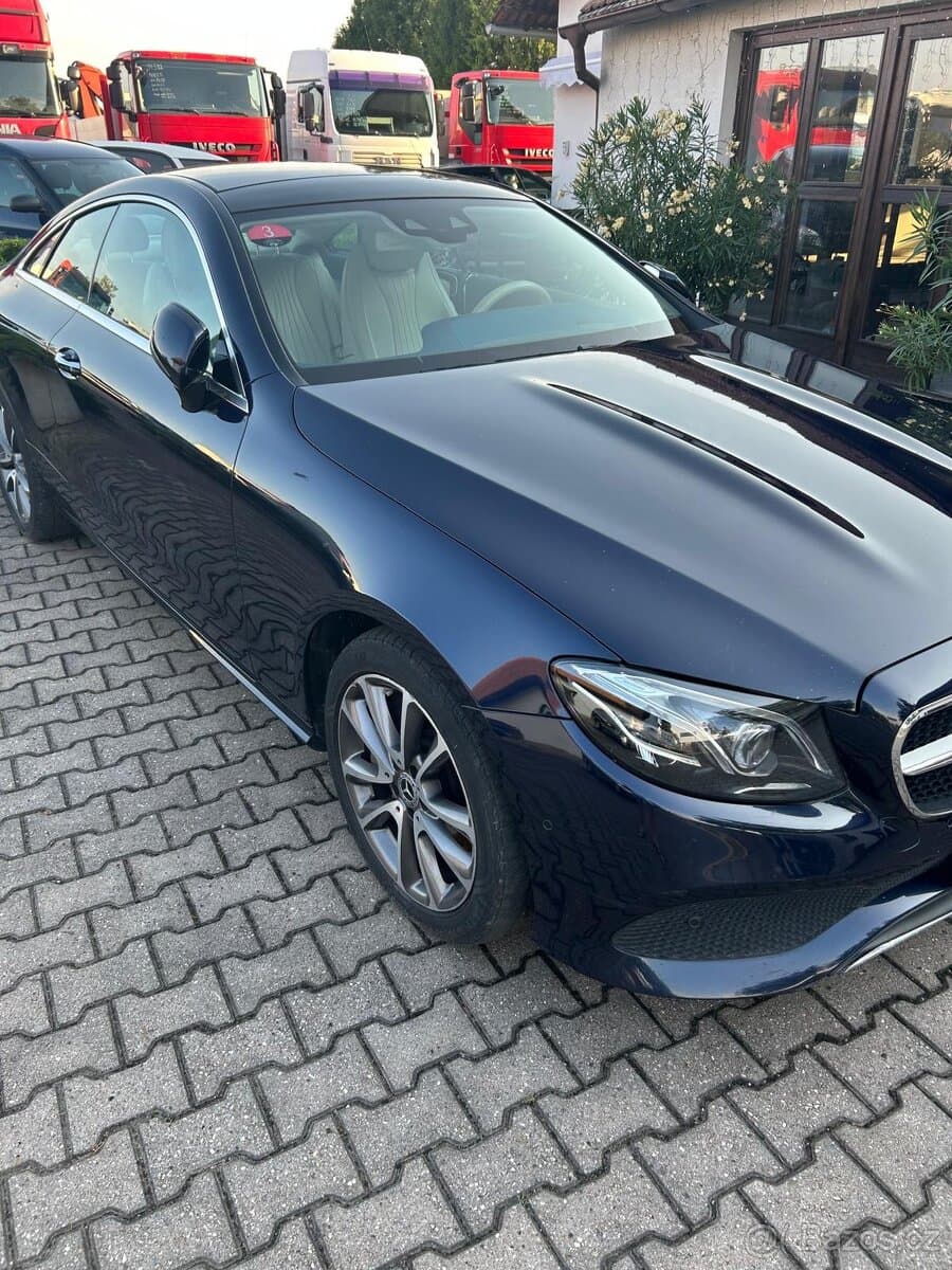 2017 Mercedes-Benz OSTATNÍ