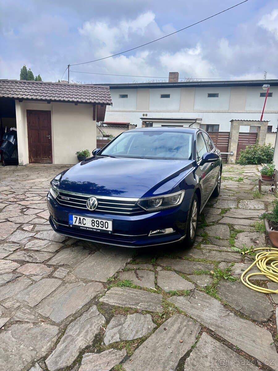 2018 Volkswagen PASSAT