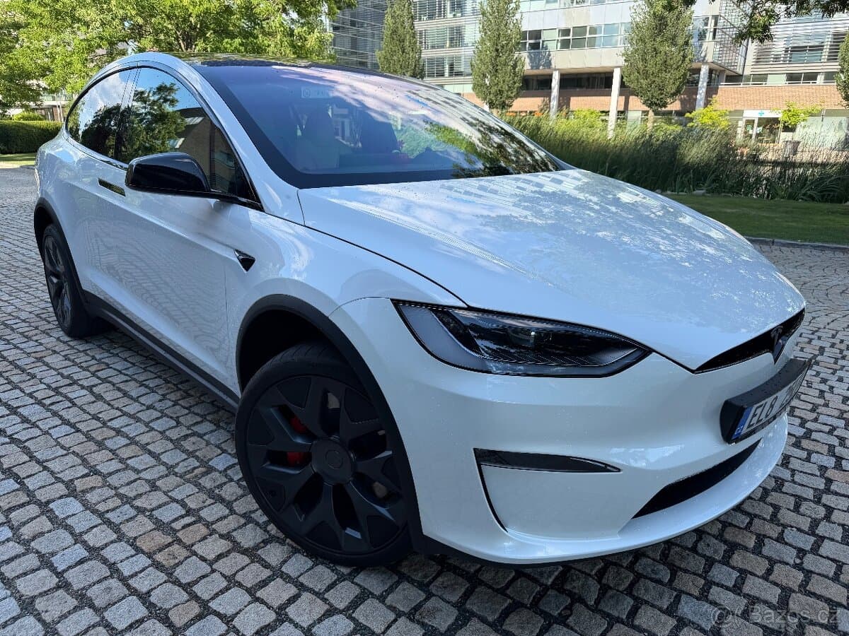 2026 Tesla MODEL X