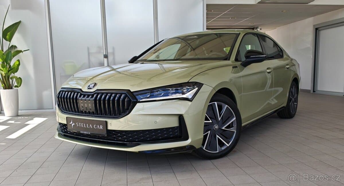 2025 Škoda SUPERB