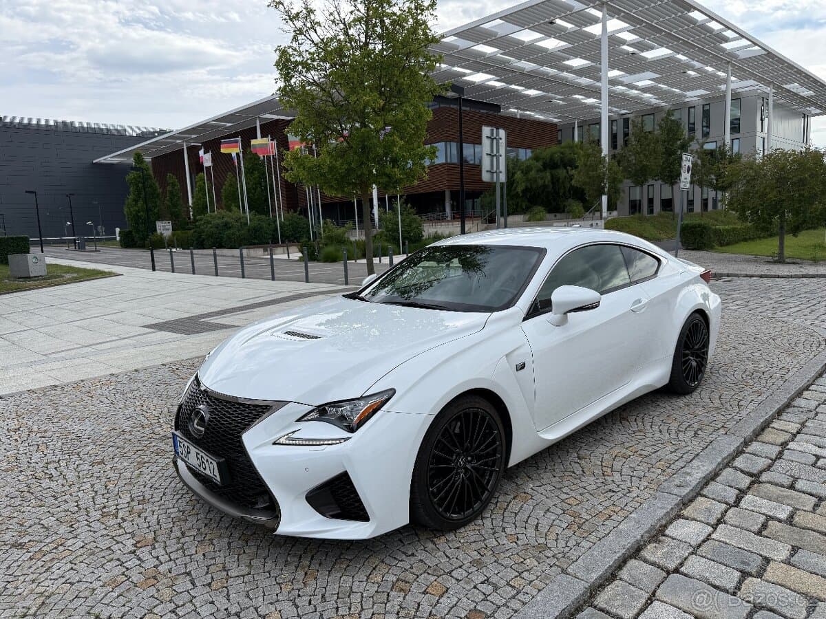 Lexus RC