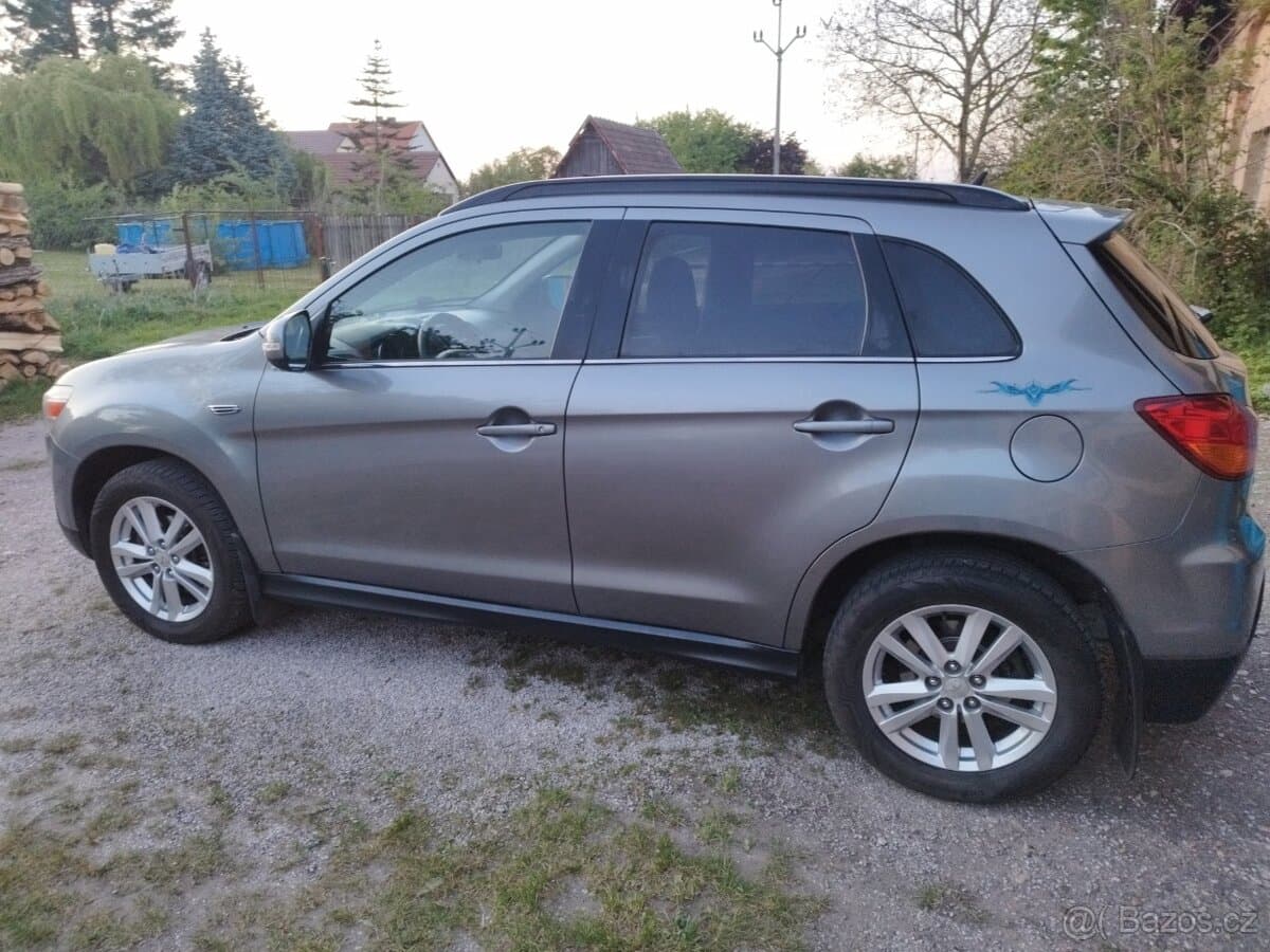 2011 Mitsubishi ASX