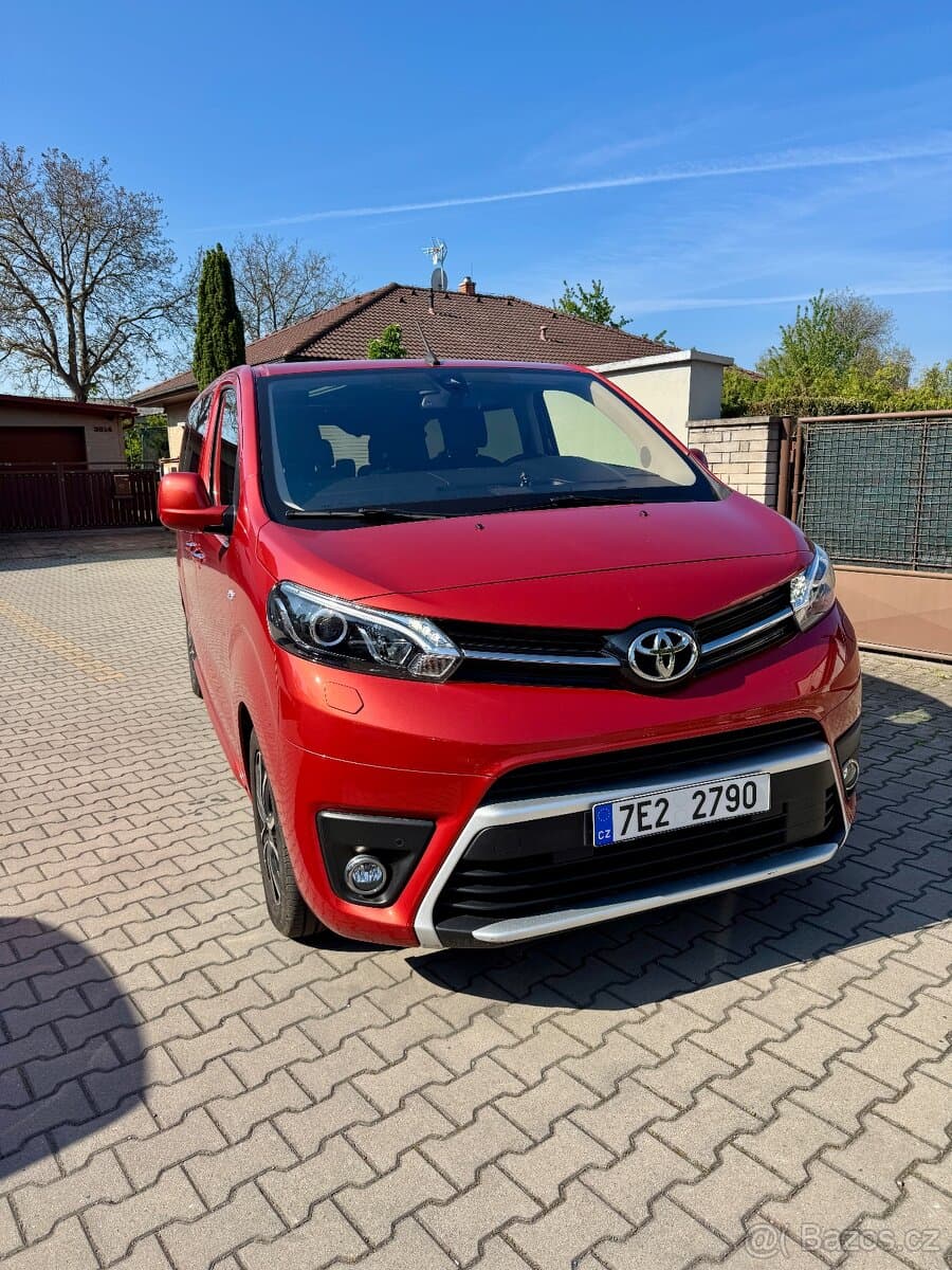 2022 Toyota PROACE