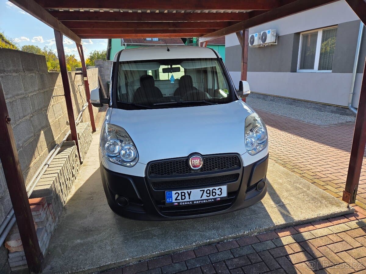 2012 Fiat DOBLO