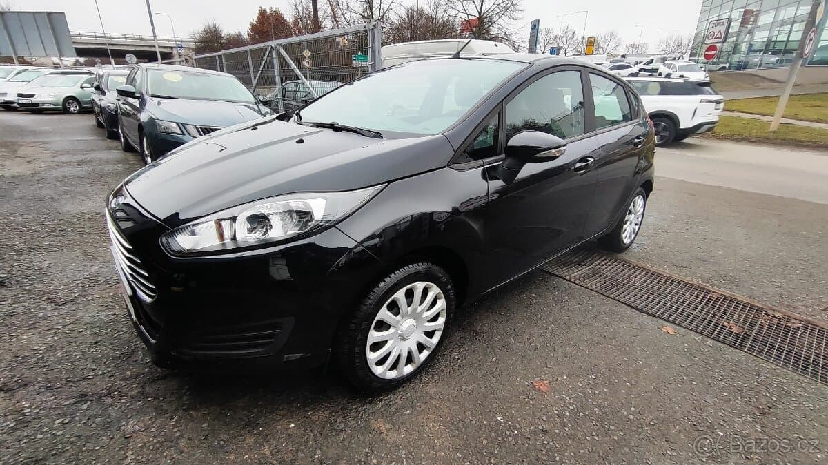 2015 Ford FIESTA