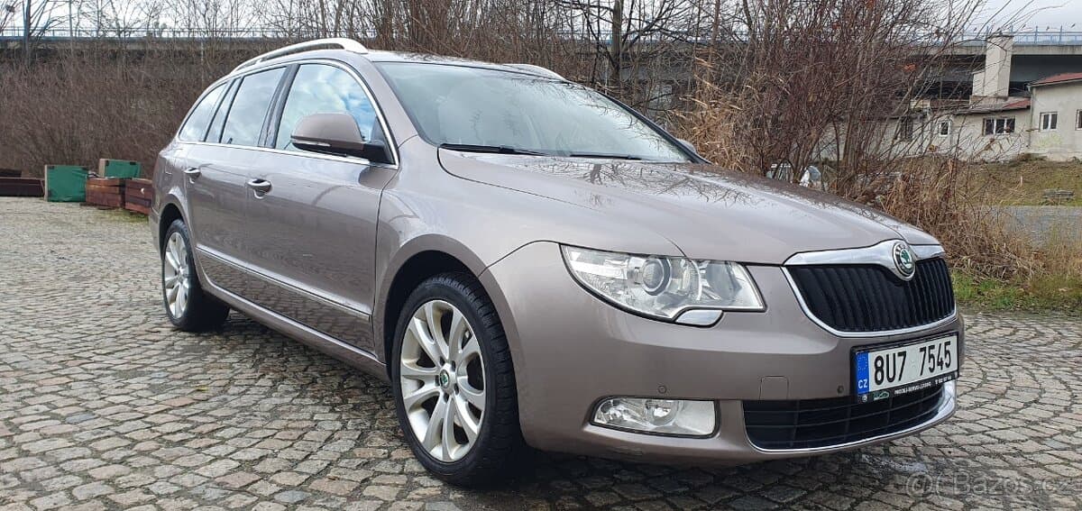 2011 Škoda SUPERB