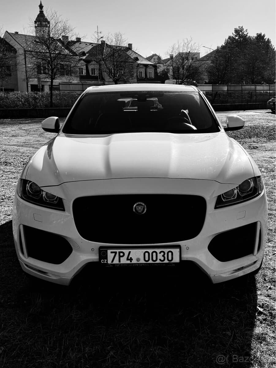 2017 Jaguar F-PACE