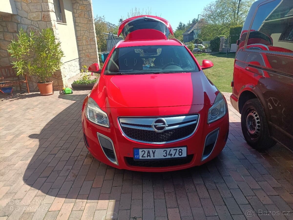 2012 Opel INSIGNIA