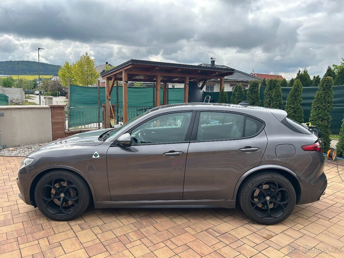 2020 Alfa Romeo STELVIO