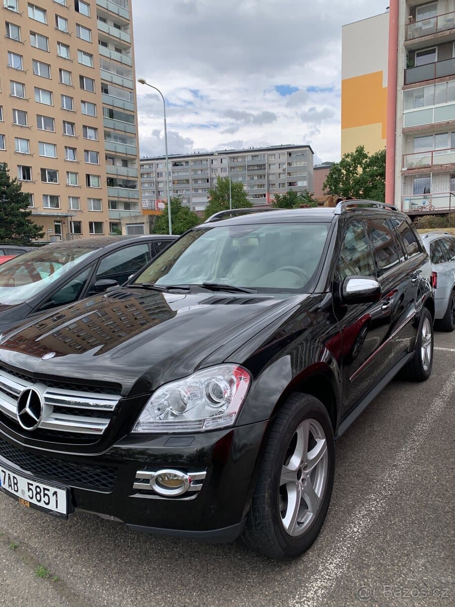 2009 Mercedes-Benz OSTATNÍ