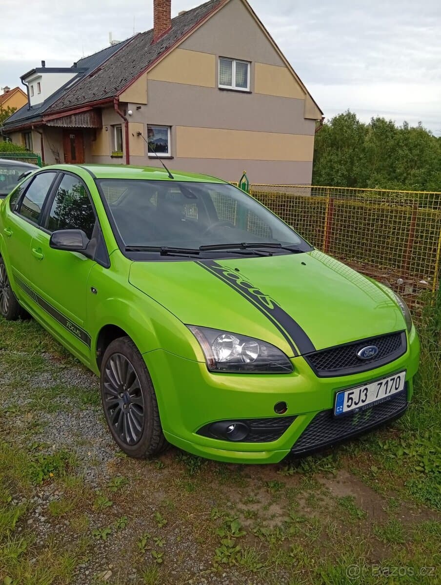 2005 Ford FOCUS
