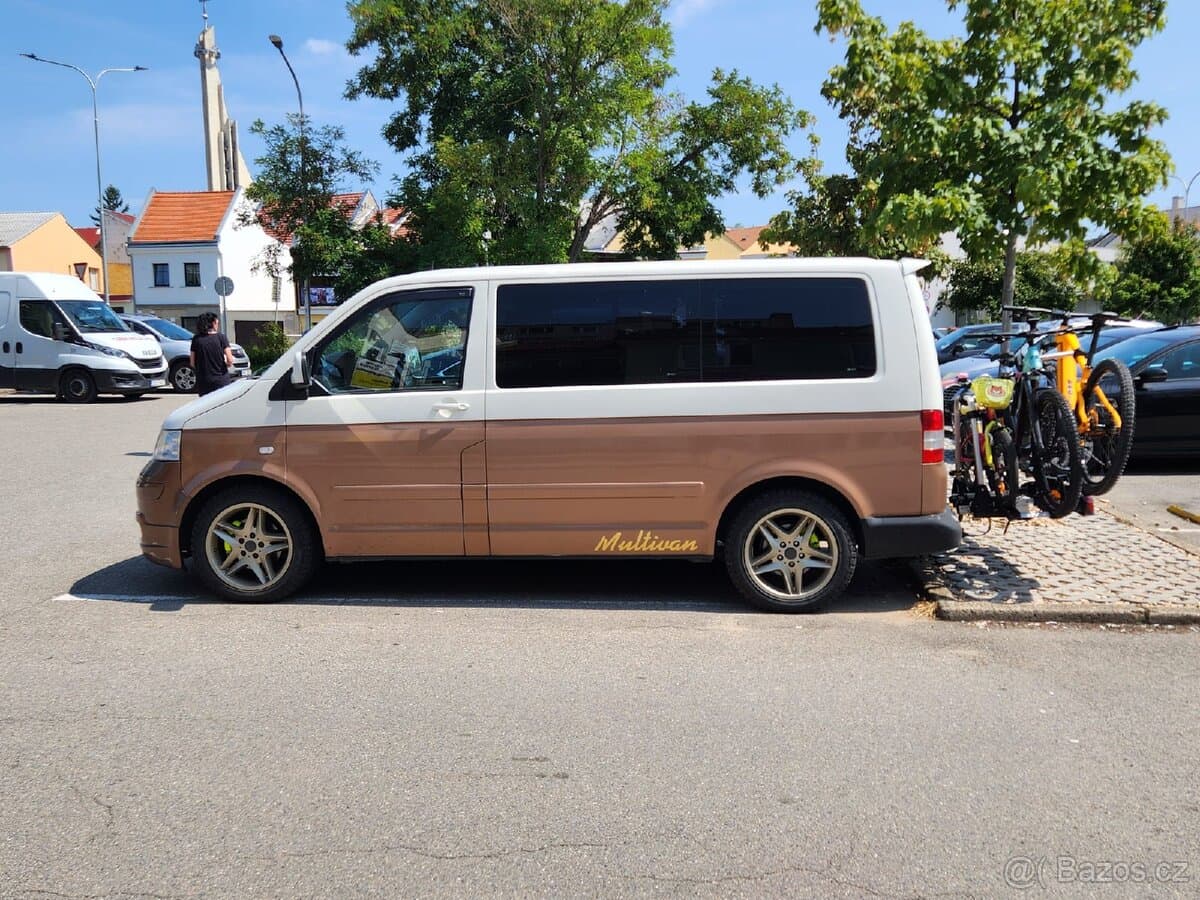 2004 Volkswagen MULTIVAN